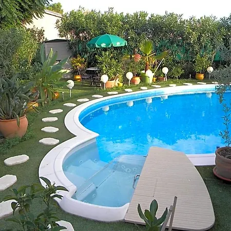 Bed & Breakfast Chez Patrick 4*
